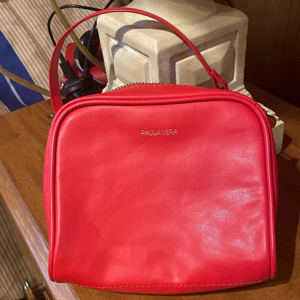Paula Vera Nice wrist small bag